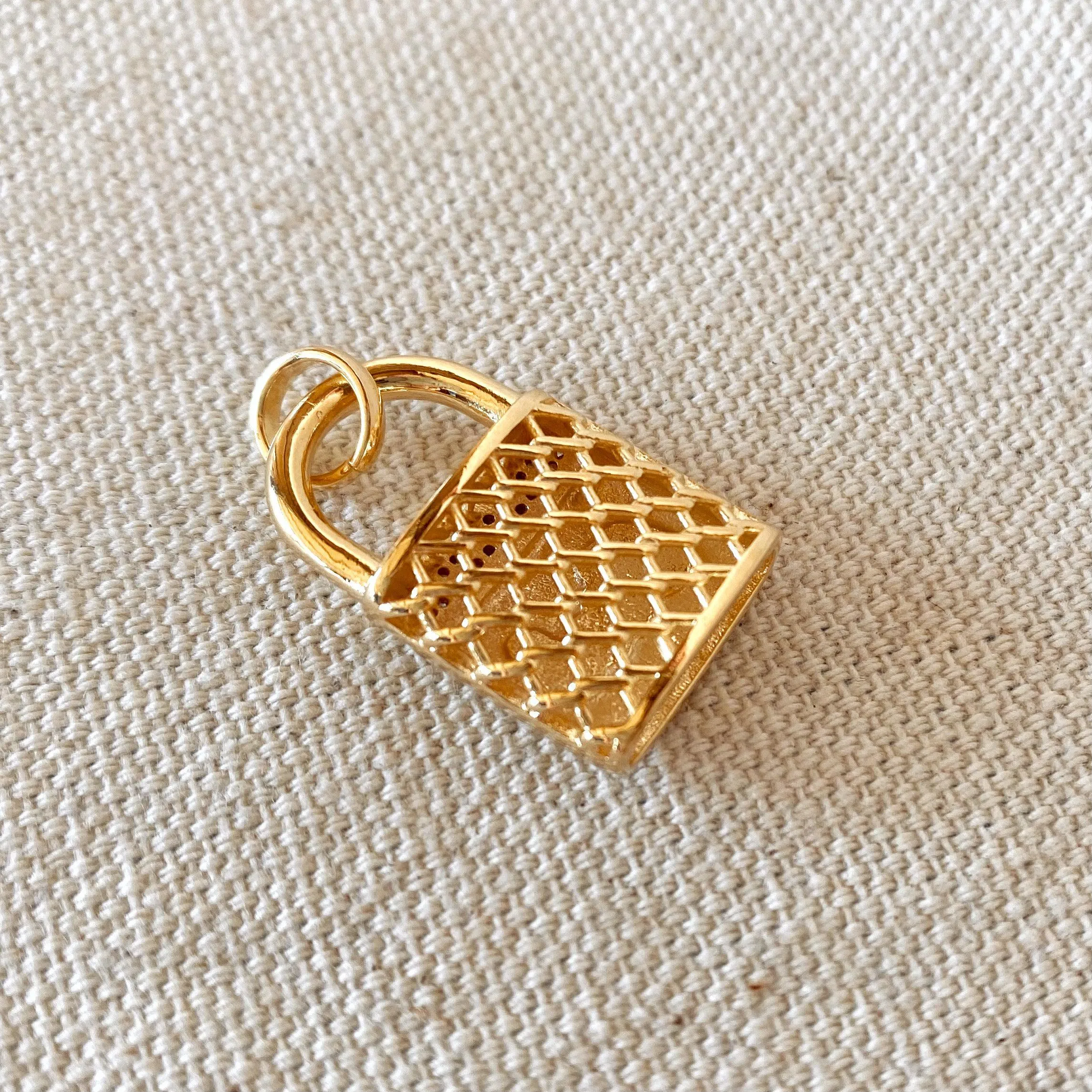 18k Gold Filled Oui Love Lock Pendant