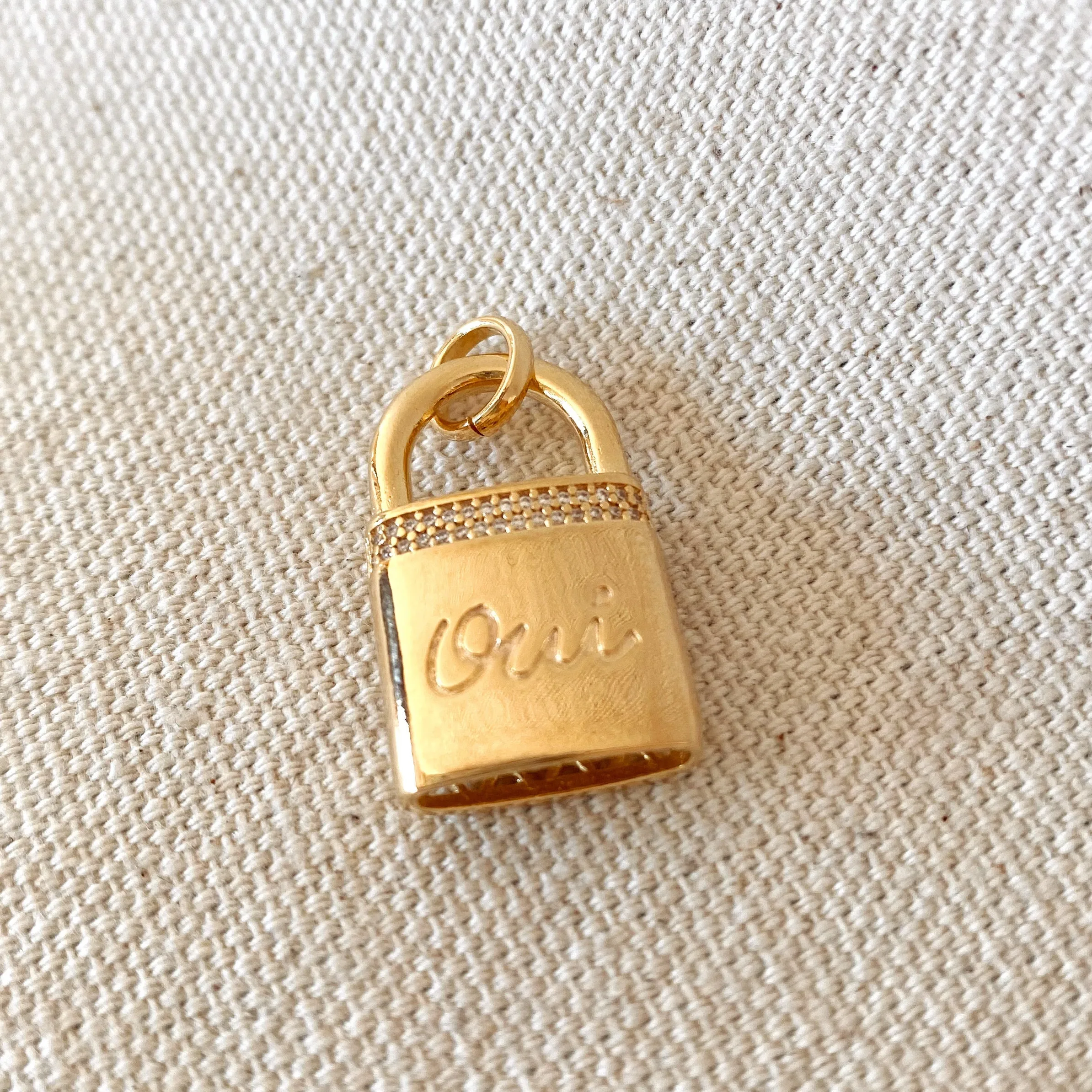 18k Gold Filled Oui Love Lock Pendant