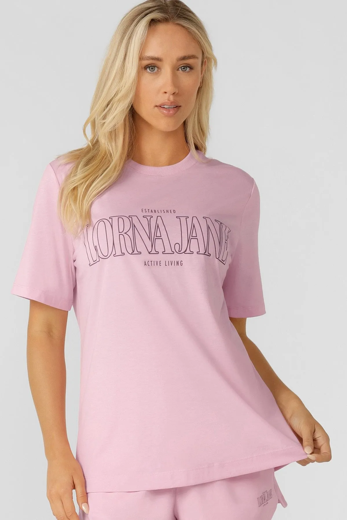 Active Living Weekender T-Shirt | Sweet Pink