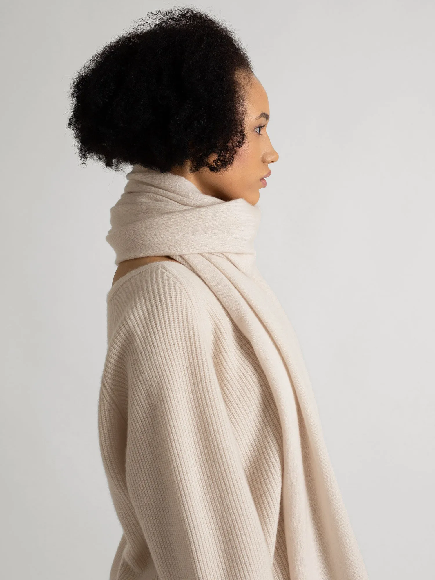 Cashmere scarf "Signature" - pearl