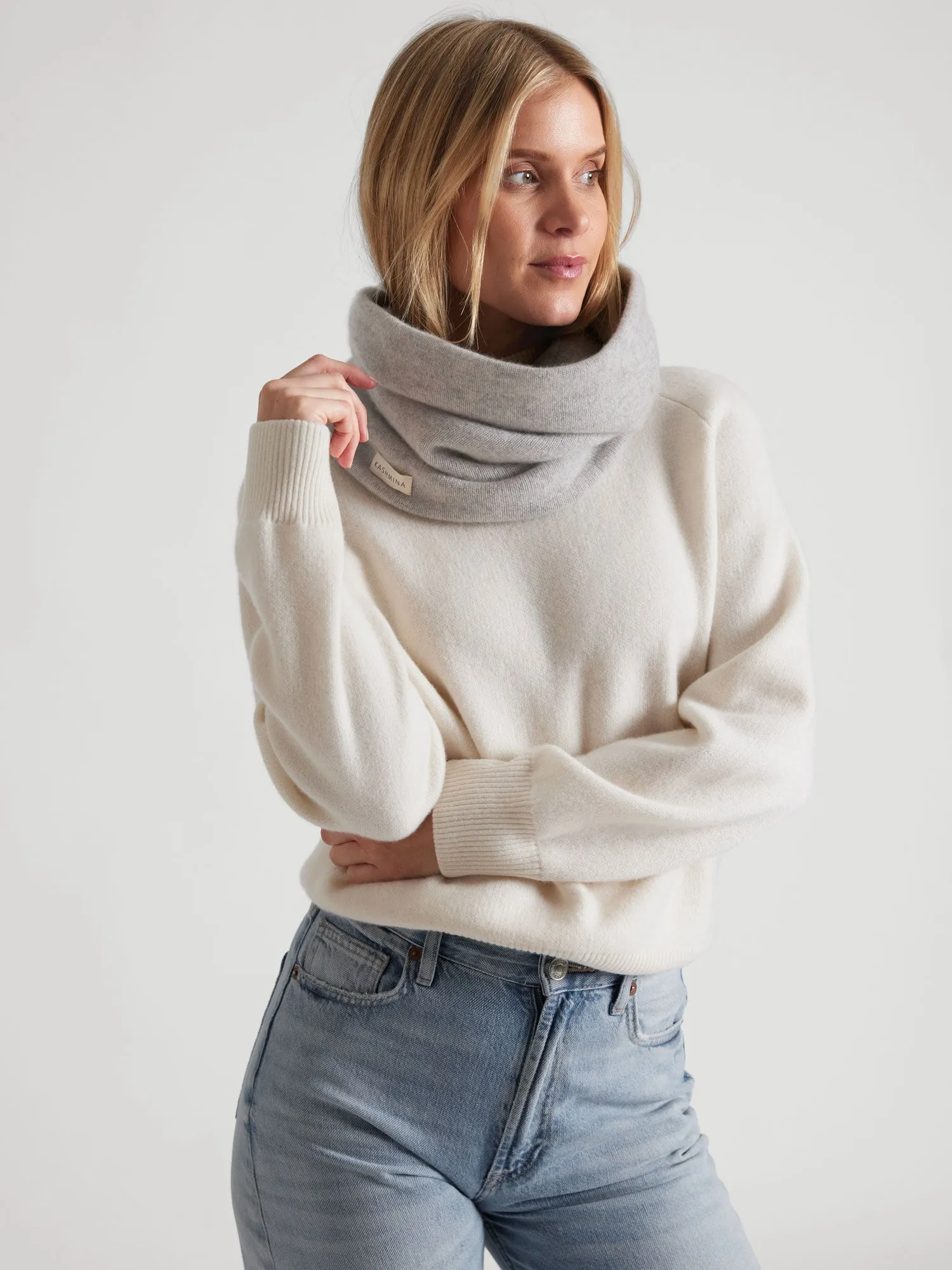 Cashmere snood "Eydis" - light grey