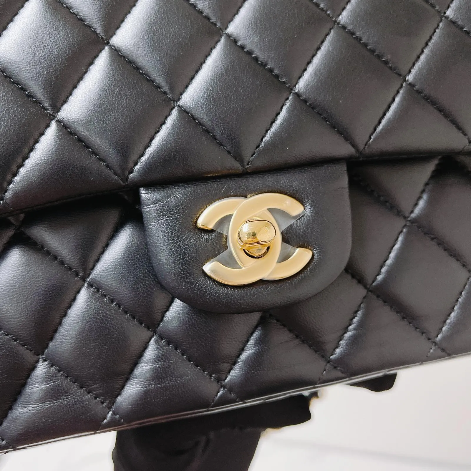 Classic Double Flap Medium Lambskin Black GHW