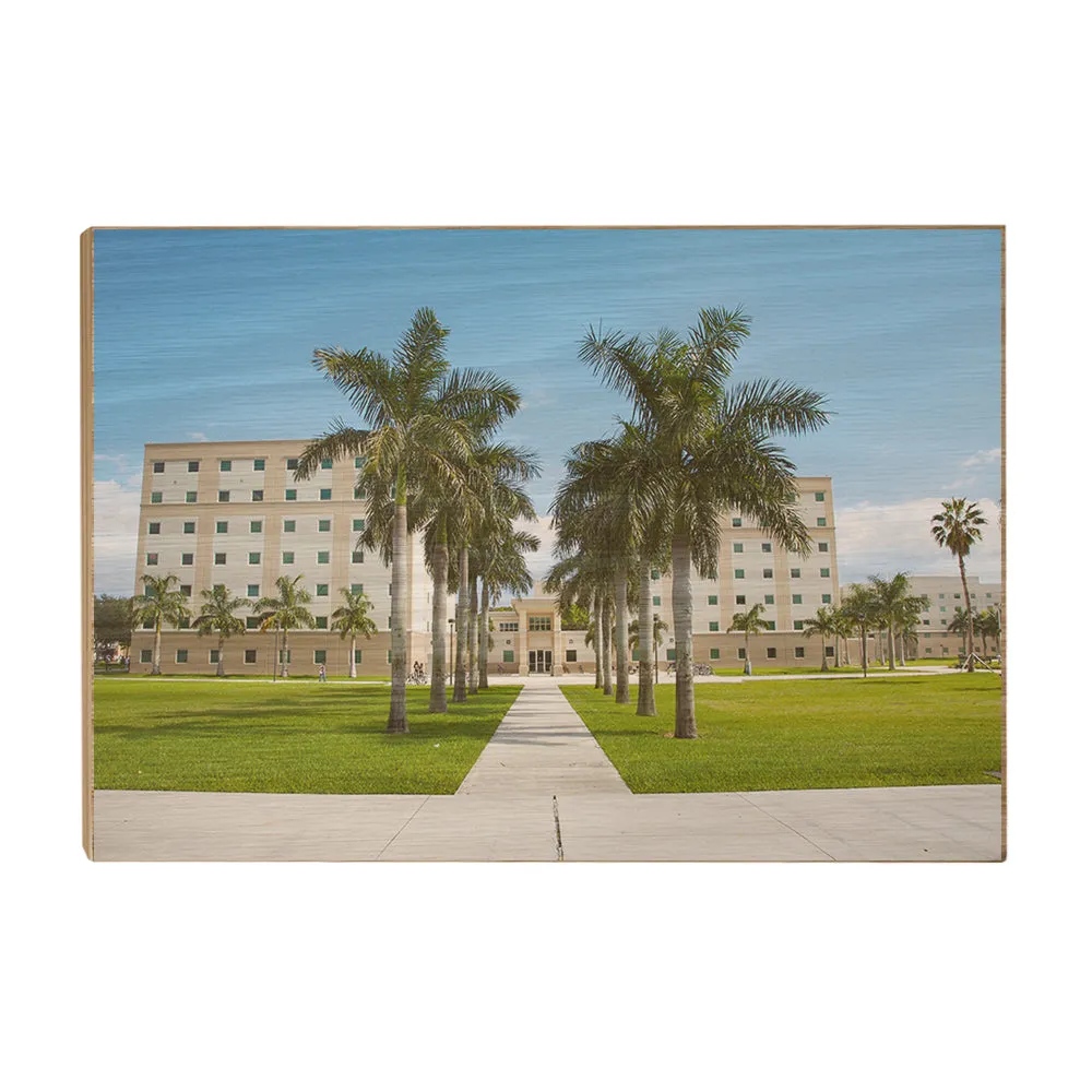 Florida Atlantic Owls - FAU Campus