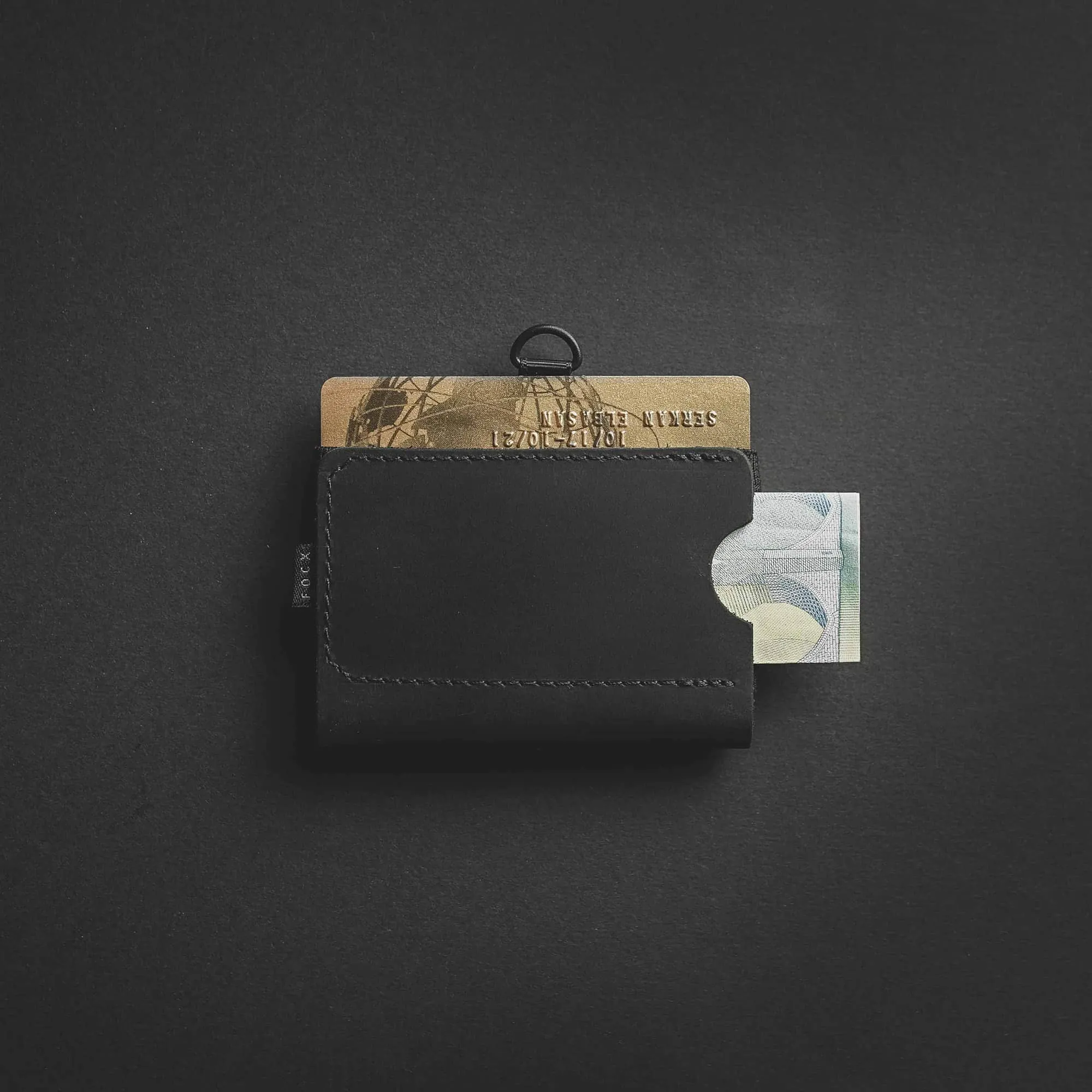 FOCX C1 Essential - The minimal NFC Wallet