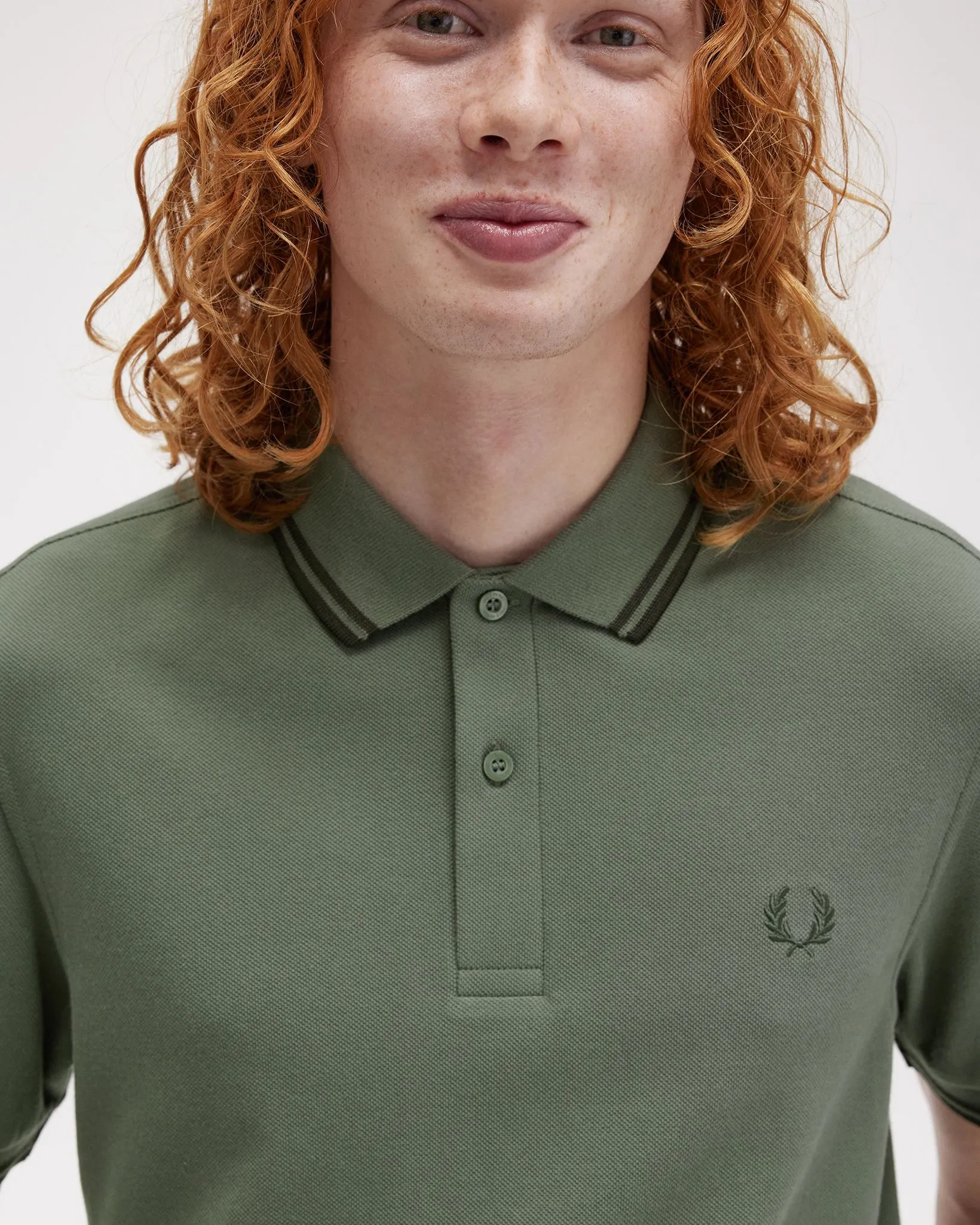 Fred Perry Twin Tipped Polo Shirt - Laurel Wreath Green / Night Green