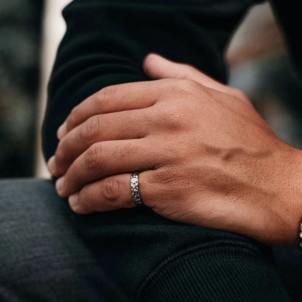 Hammered Band Ring - Silver