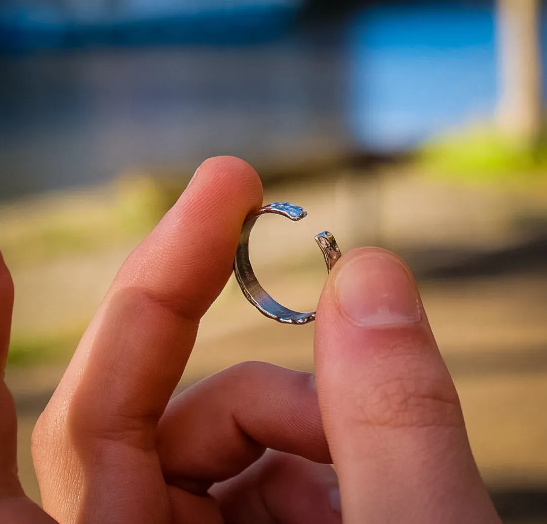 Hammered Band Ring - Silver