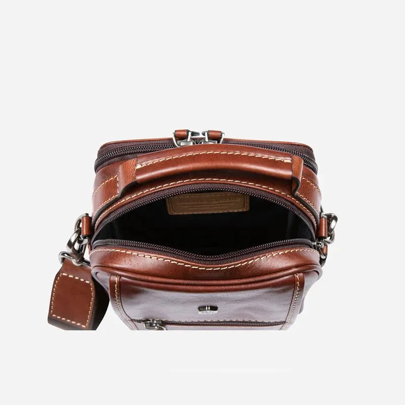 Jekyll and Hide Oxford Crossbody | Tobacco