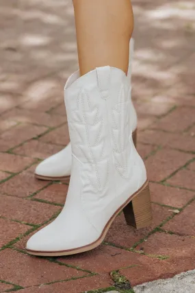 MIA Raylyn Western Boot in Ivory