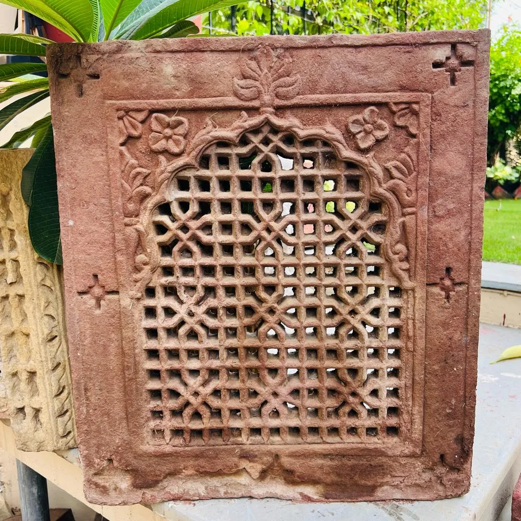 Nakaashi 13 : Vintage Mughal Style carving  Stone Jalli