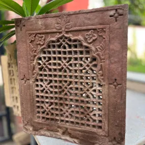 Nakaashi 13 : Vintage Mughal Style carving  Stone Jalli