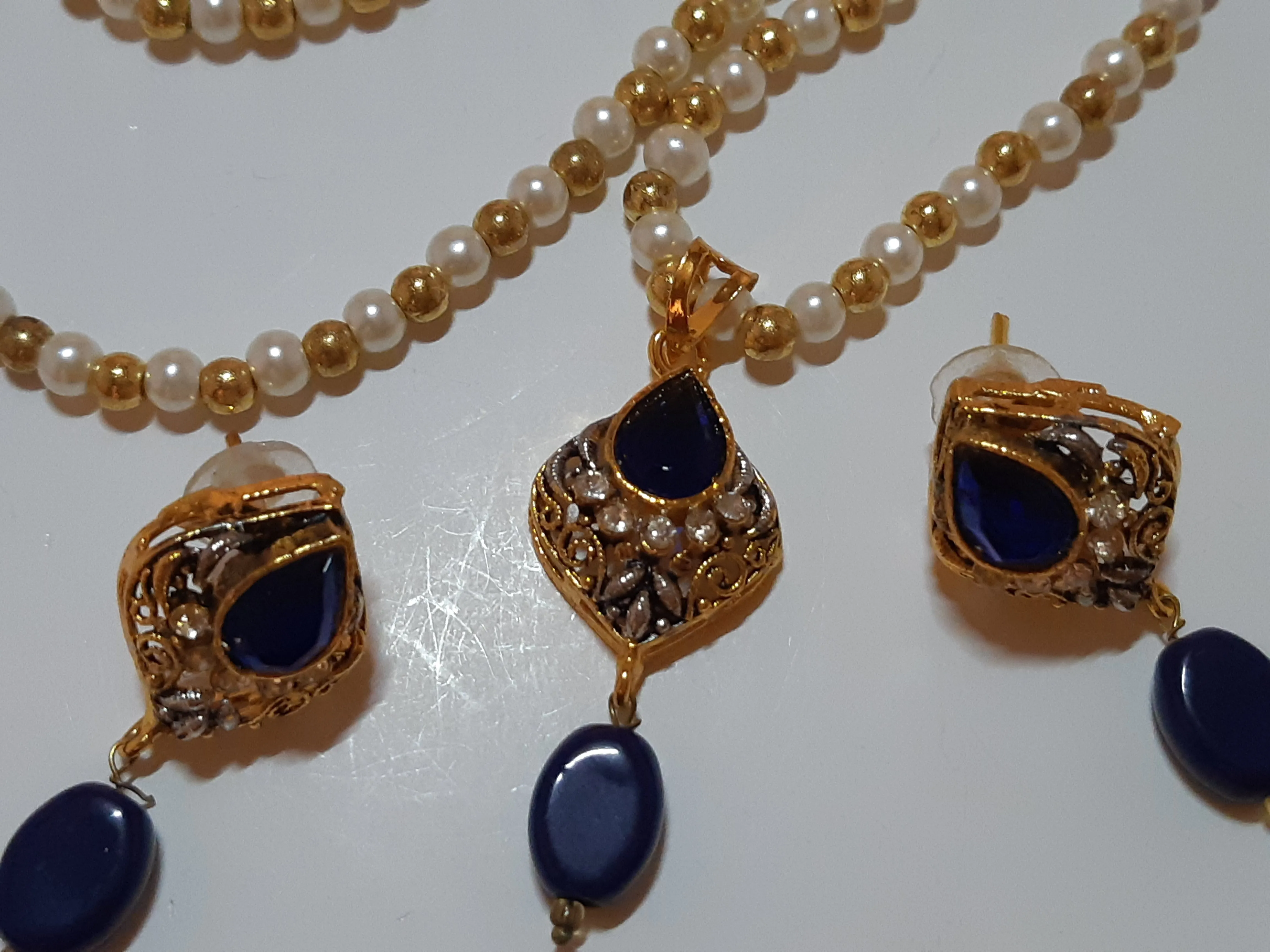 Navy Blue Golden Base Pendant Set