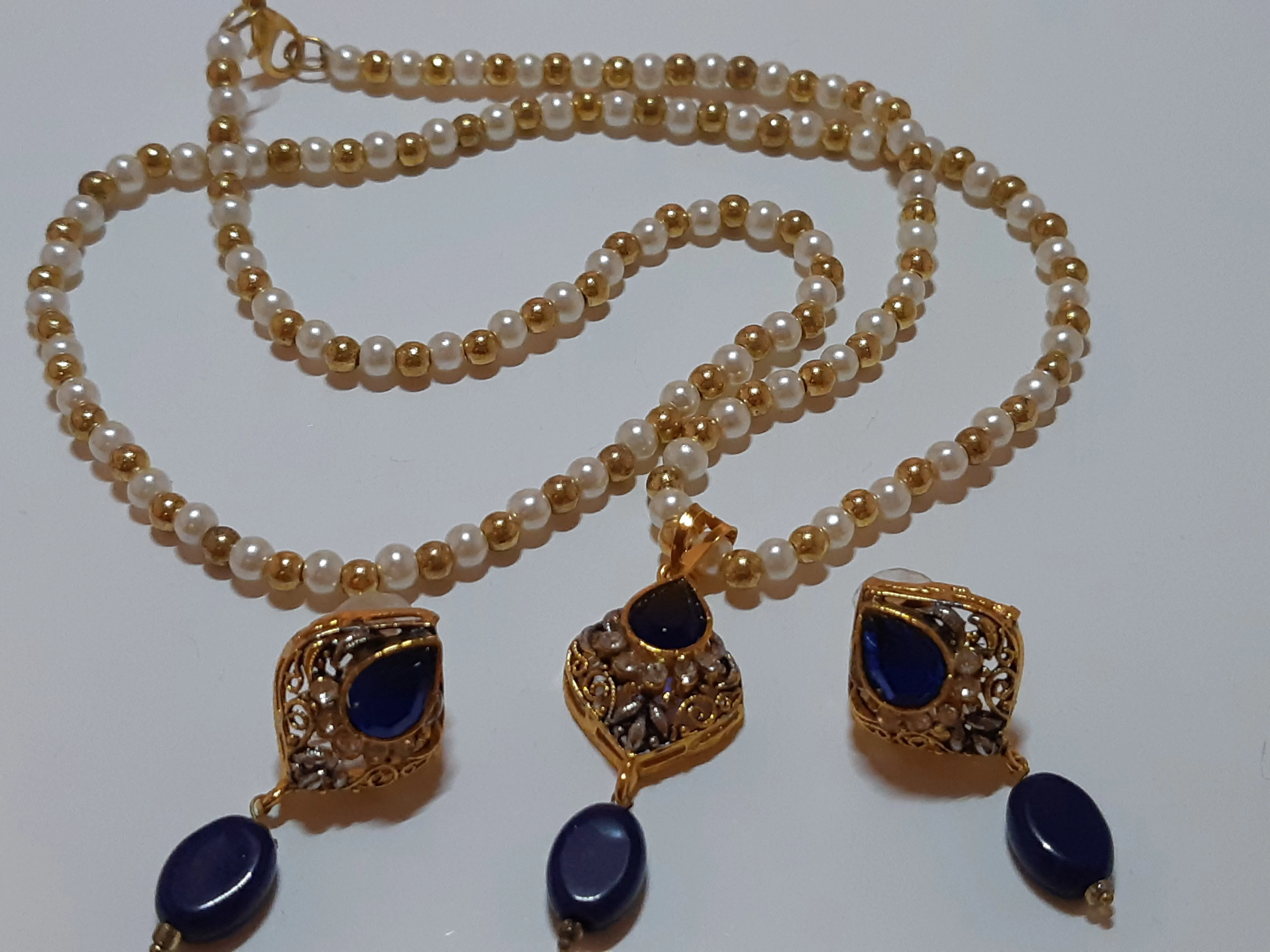 Navy Blue Golden Base Pendant Set