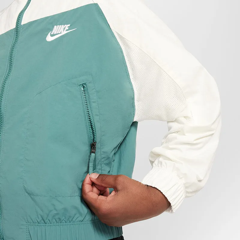 Nike Youth Sportswear Amplify Woven Full-Zip Jacket