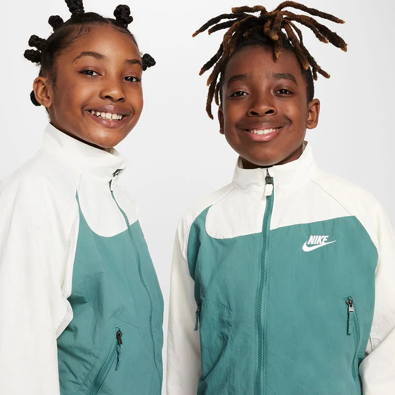 Nike Youth Sportswear Amplify Woven Full-Zip Jacket