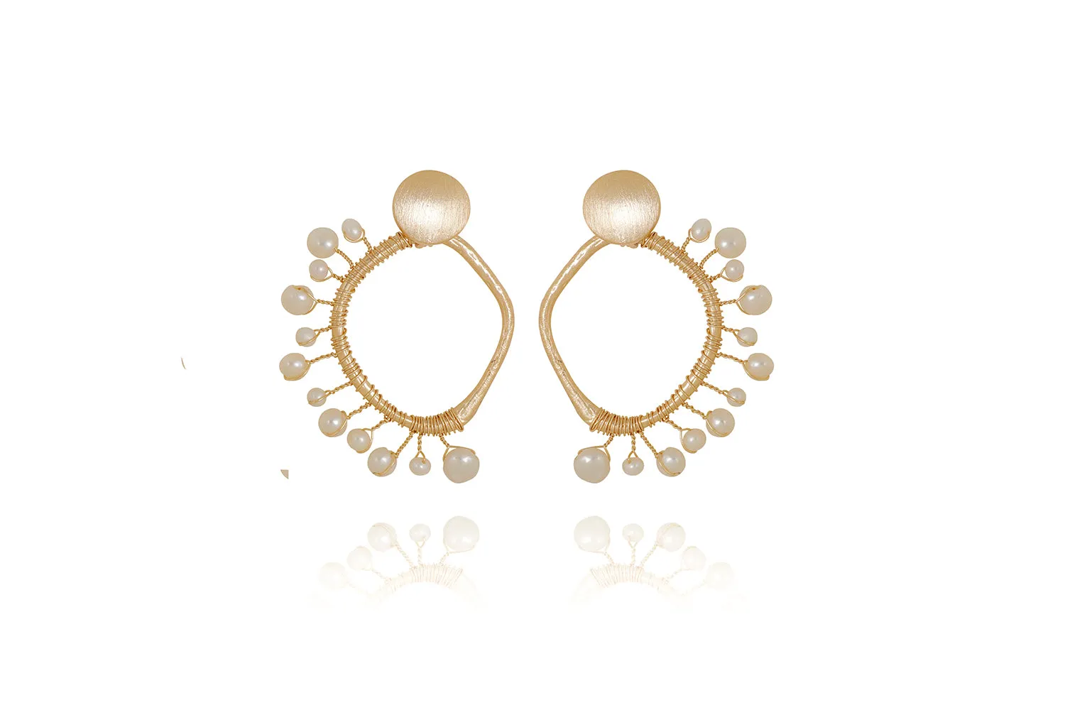 Orthia Pearl Earrings