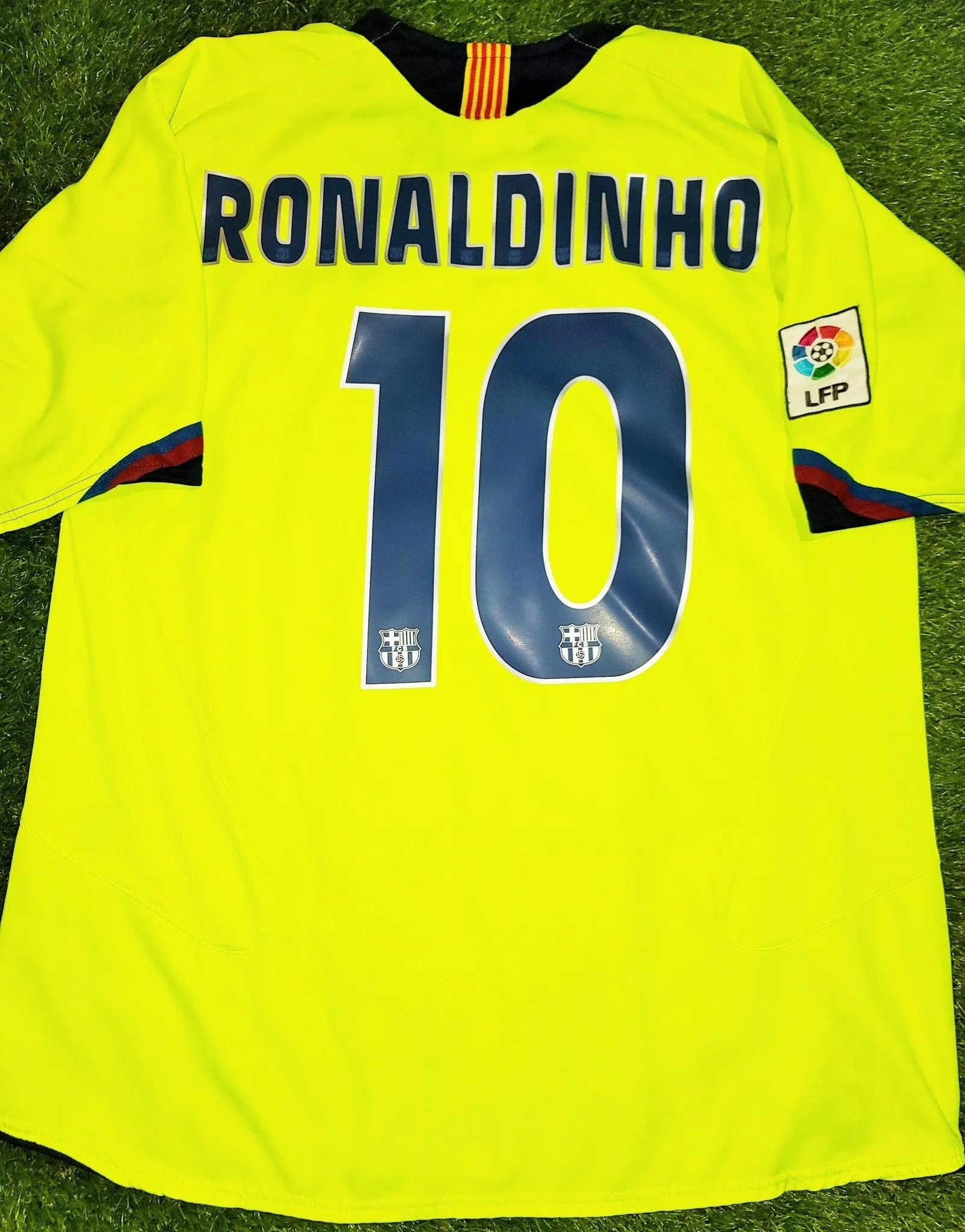 Ronaldinho Barcelona 2005 - 2006 Away Jersey Shirt Camiseta L SKU# S6DHA 195971