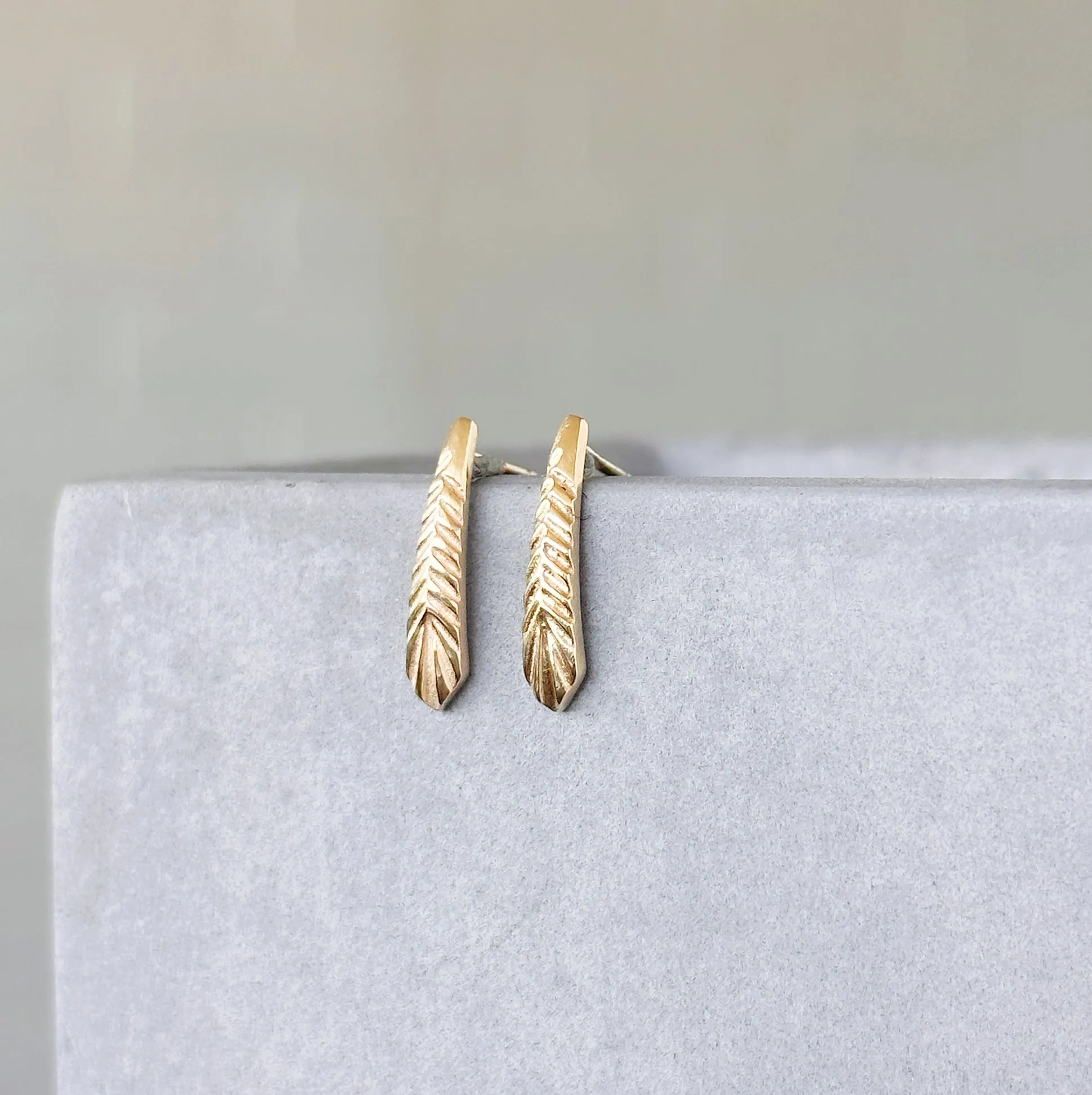 Yellow Gold Tapered Herringbone Stud Earrings