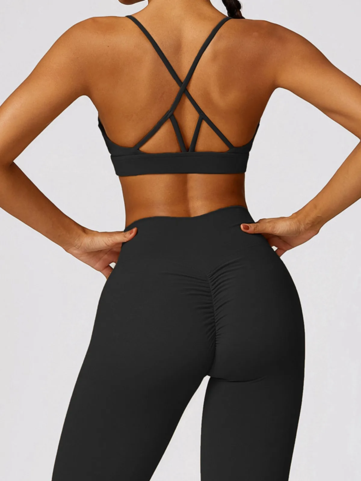 ZASUWA Female Cross Back U Collar Scrunch Bum Tracksuit